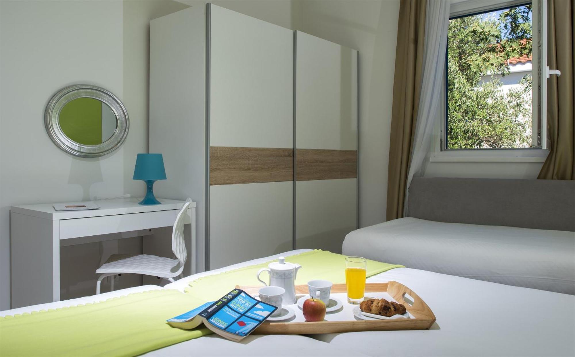 Aminess Vival Port9 Residence Korcula Town Room photo